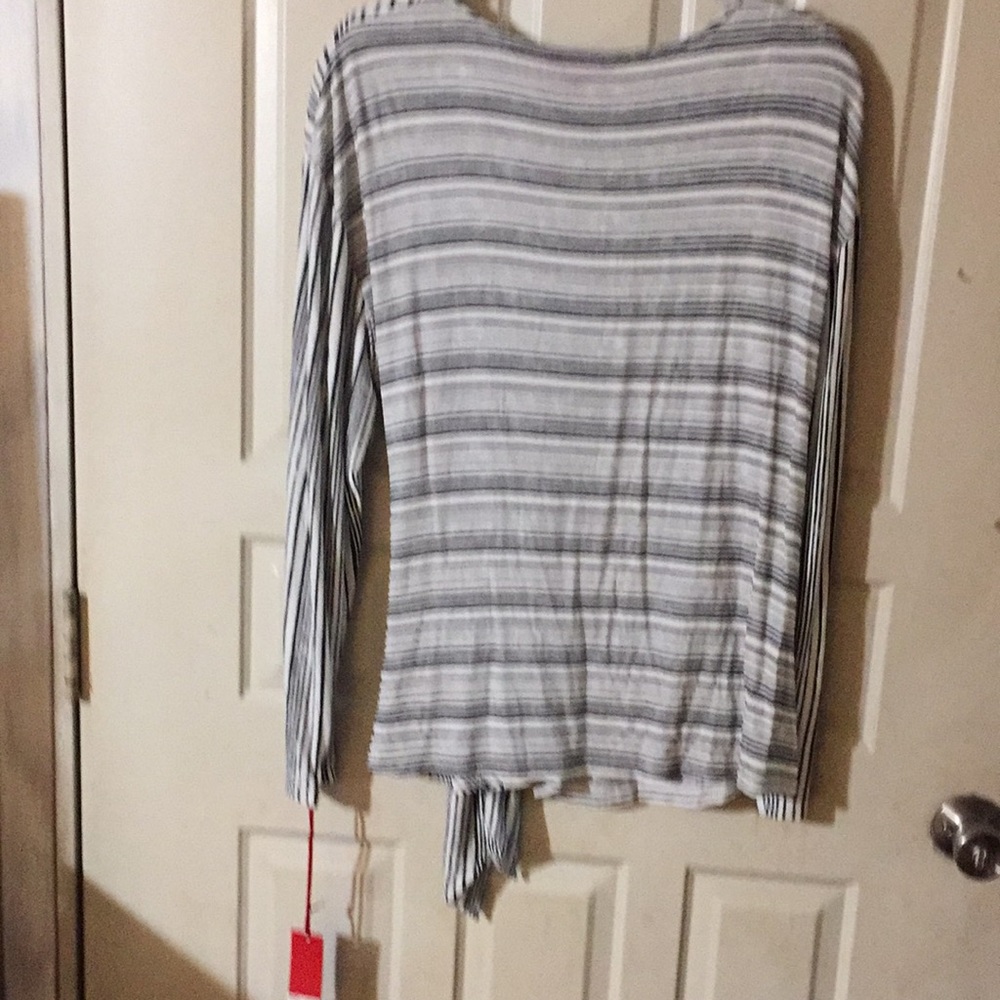 Jennifer Lopez Top Black and White Size L BNWT - Picture 4 of 4
